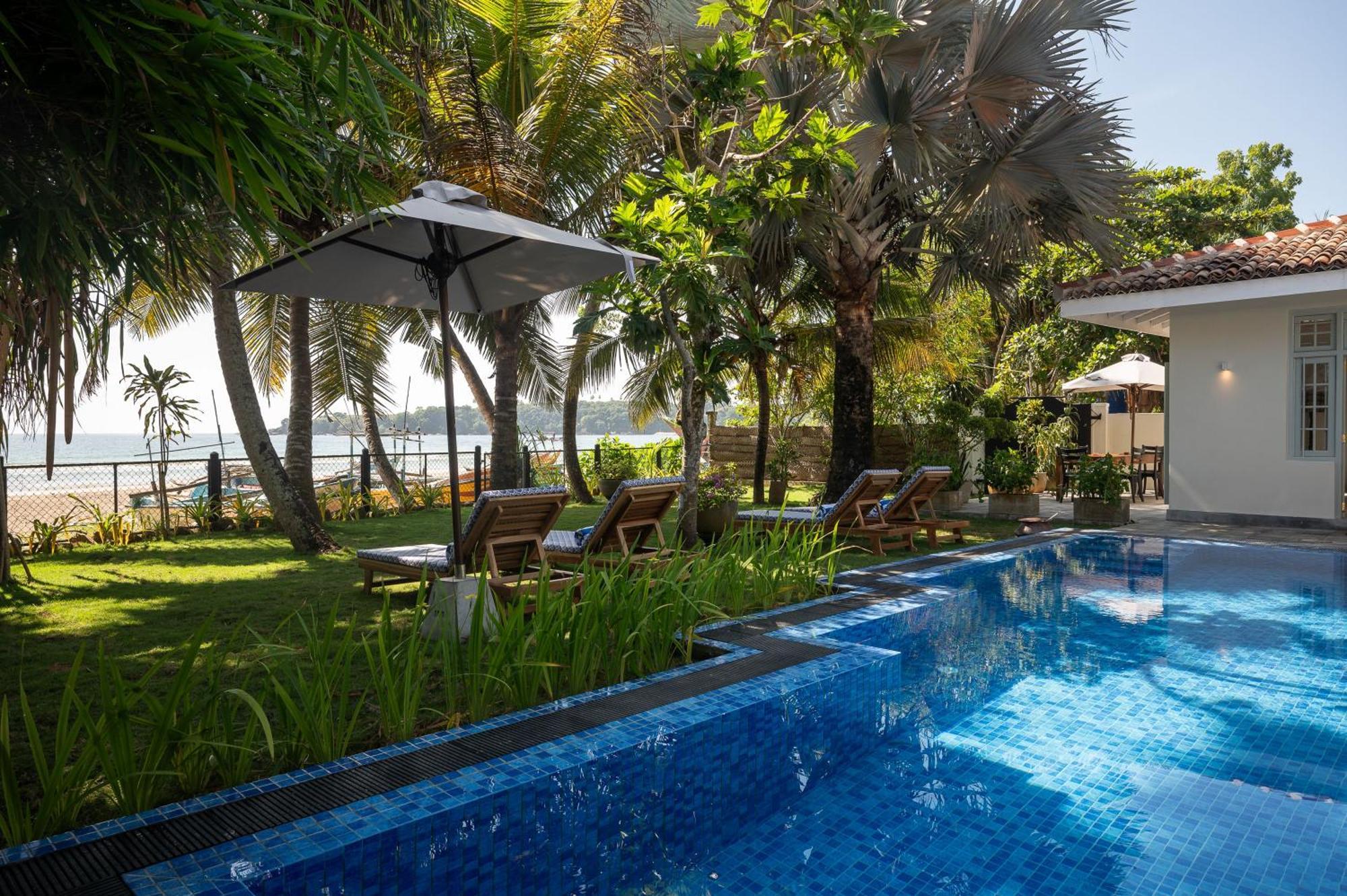 Halcyon Mawella Hotel Tangalle Exterior photo